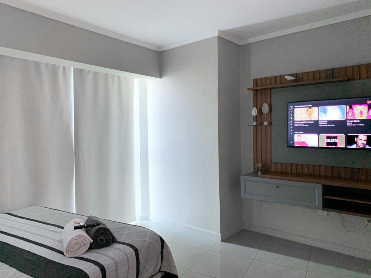 Lujoso Depa Con Piscina - Jacuzzi Y Vista Al Rio Desde La